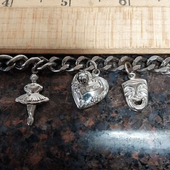 Girl's 4 Charm Bracelet...EUC - Picture 4 of 6